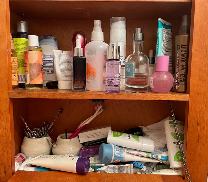 Before decluttering the cabinet